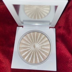 Ofra Cosmetics Glazed Donut Highlighter